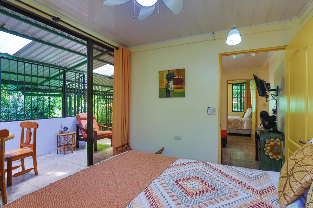 Aparthotel Jungle Creek Manuel Antonio Esterno foto