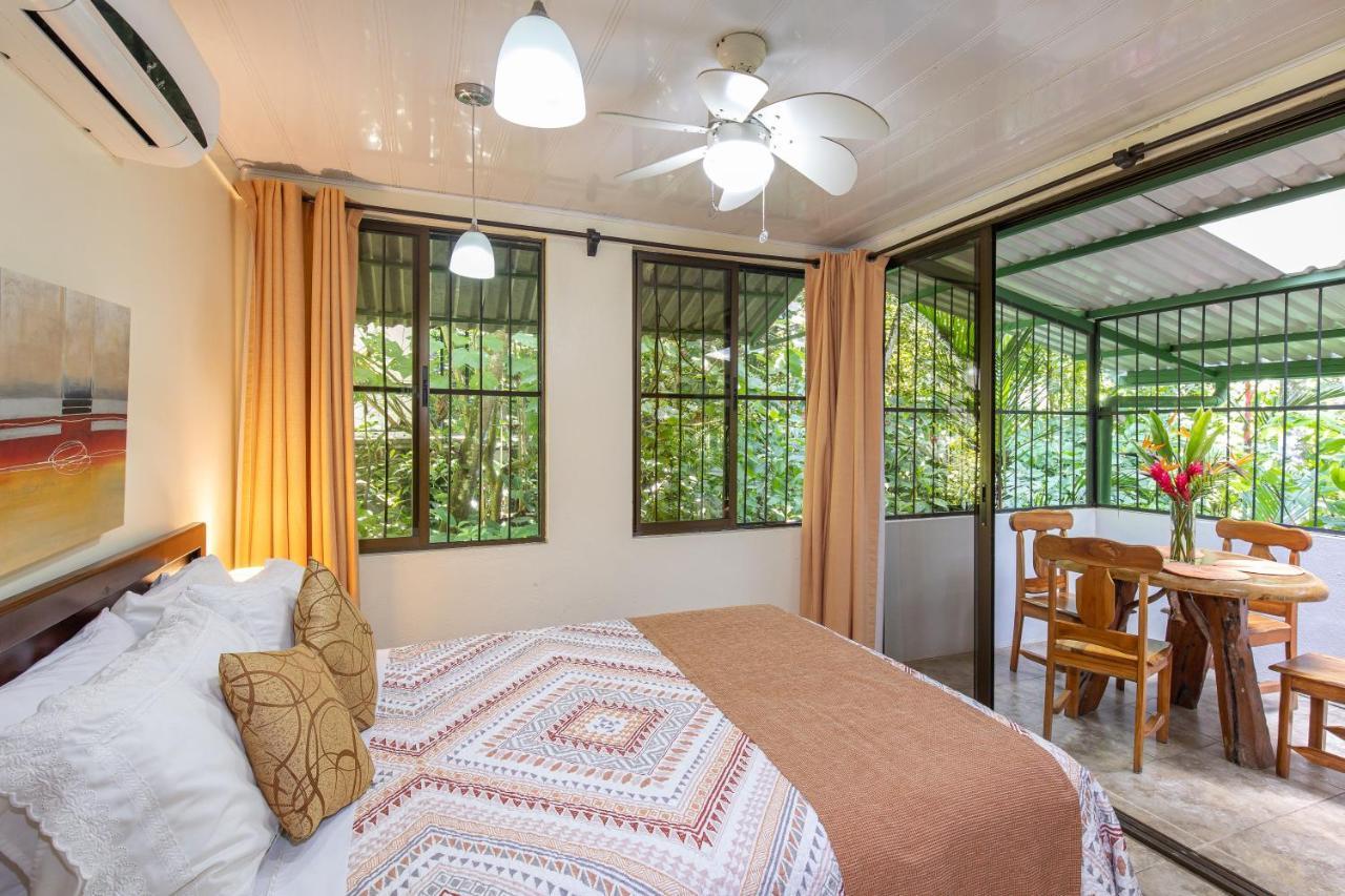 Aparthotel Jungle Creek Manuel Antonio Esterno foto