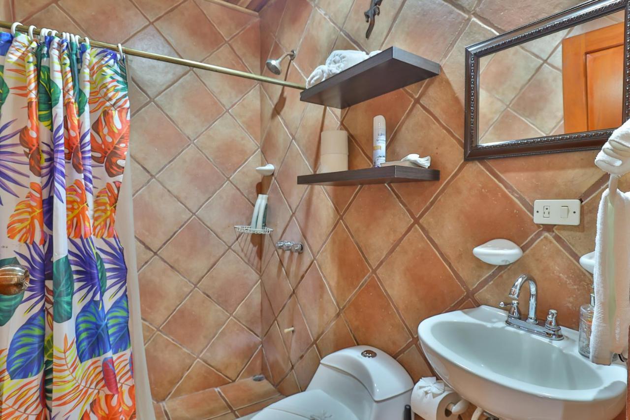 Aparthotel Jungle Creek Manuel Antonio Esterno foto