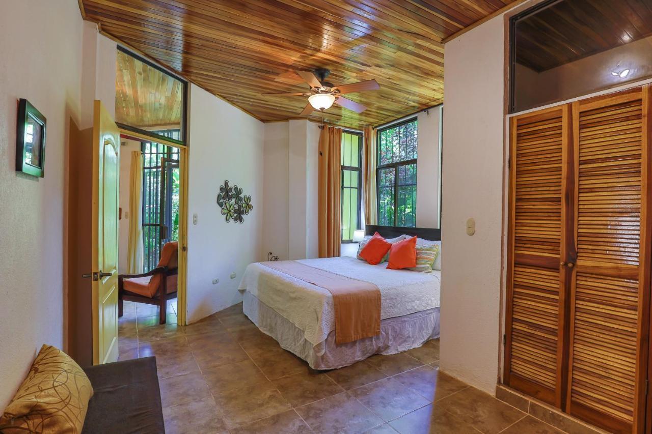 Aparthotel Jungle Creek Manuel Antonio Esterno foto